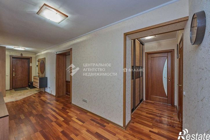3-комн квартира ул Комбайновая, 24,  д. 24