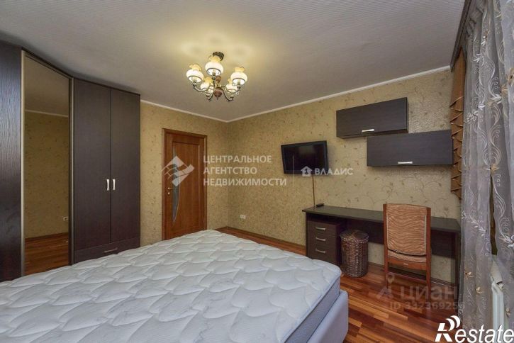 3-комн квартира ул Комбайновая, 24,  д. 24