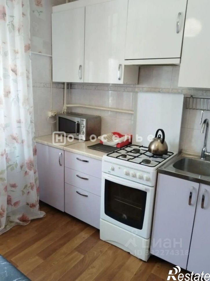 2-комн квартира ул Черновицкая, 32 1,  д. 32 1,  к. 1