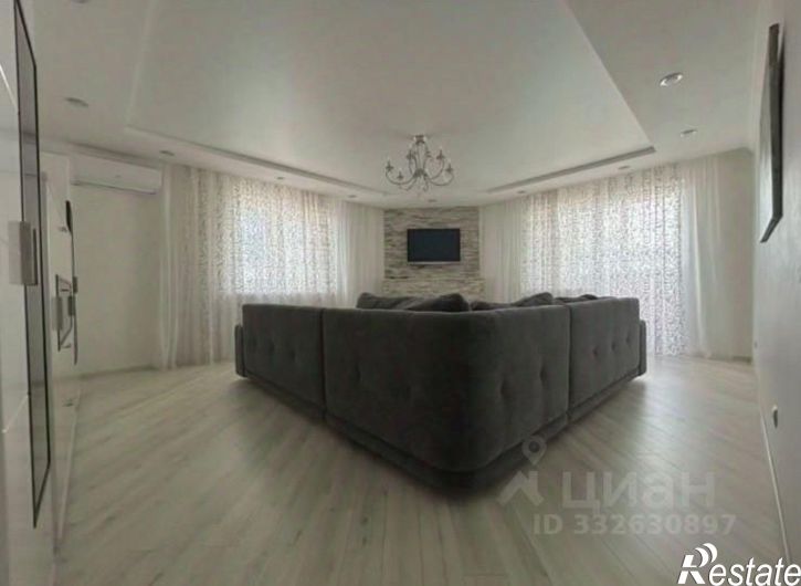 3-комн квартира Первомайский пр-кт, 76 3,  д. 76 3,  к. 3