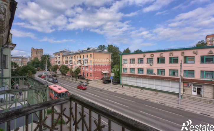 2-комн квартира ул Дзержинского, 4,  д. 4