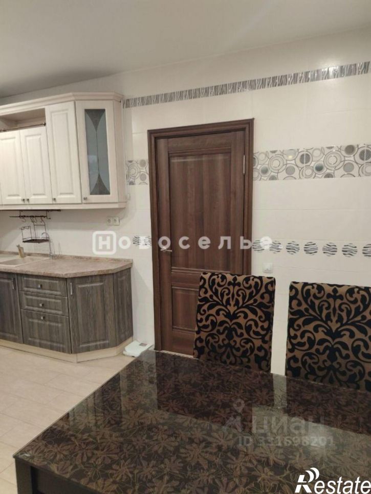 3-комн квартира ул Горького, 50,  д. 50