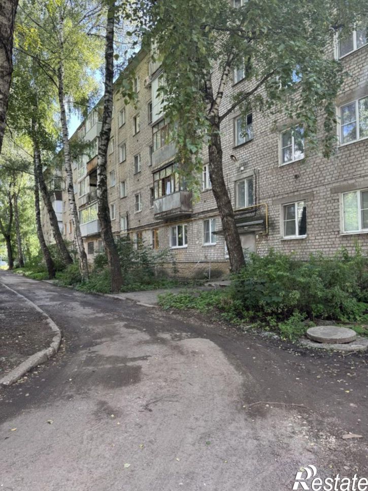 2-комн квартира ул Дзержинского, 24 1,  д. 24 1,  к. 1