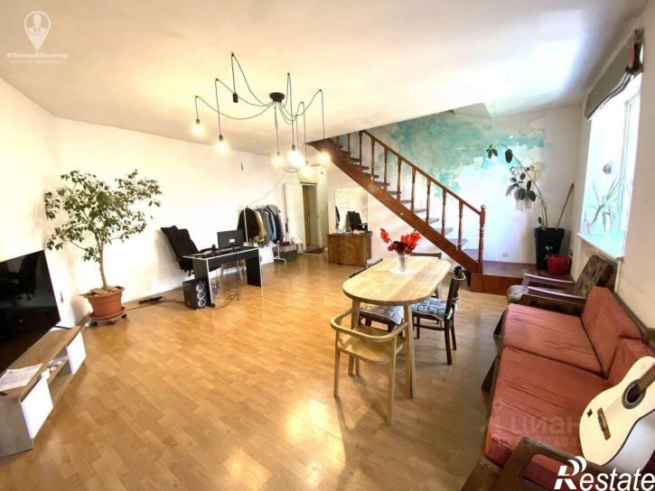 3-комн квартира пл Димитрова, 3 1,  д. 3 1,  к. 1