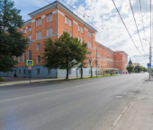 2-комн, 43кв м, этаж 1/5 ул Гагарина, 70/10