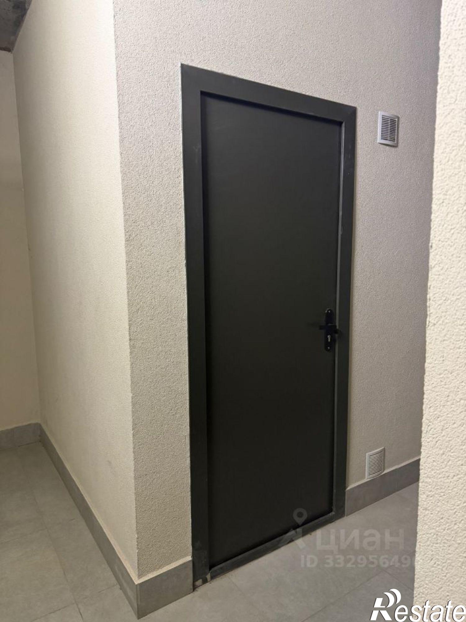 Купить гараж, место в паркинге за 355 556 рублей на ул Зубковой, 18 8