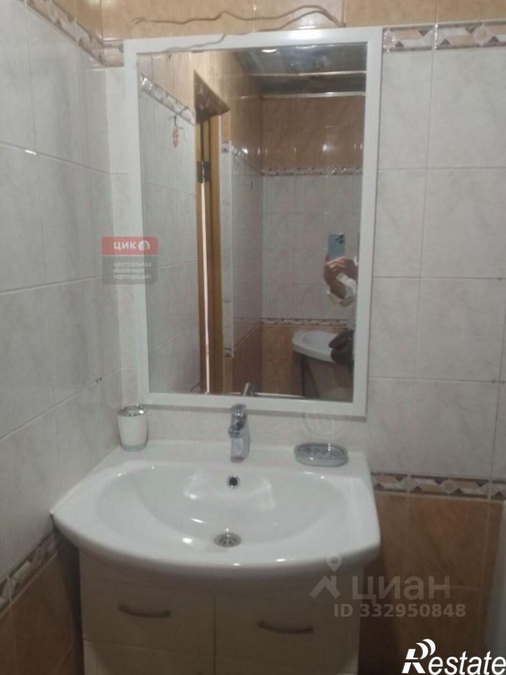 2-комн квартира ул Новаторов, 6,  д. 6