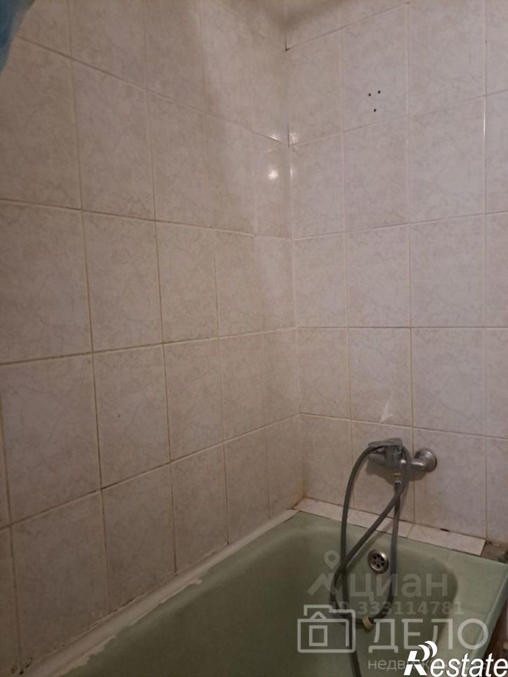 2-комн квартира ул Бирюзова, 21 2,  д. 21 2,  к. 2