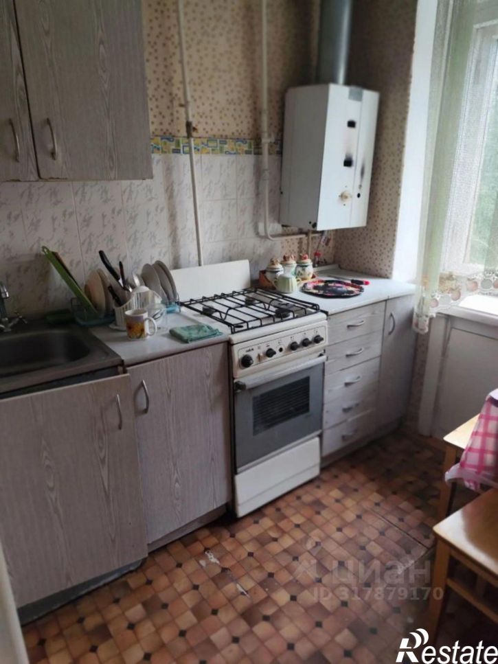 2-комн квартира ул 6-я Линия, 4,  д. 4