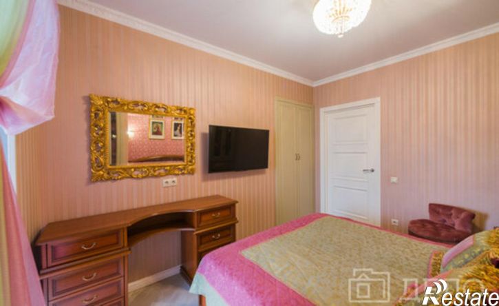3-комн квартира ул Мервинская, 9,  д. 9