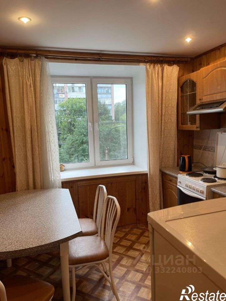 2-комн квартира ул Новаторов, 8,  д. 8