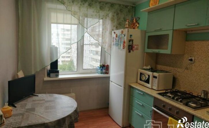 3-комн квартира ул Комбайновая, 13 2,  д. 13 2,  к. 2
