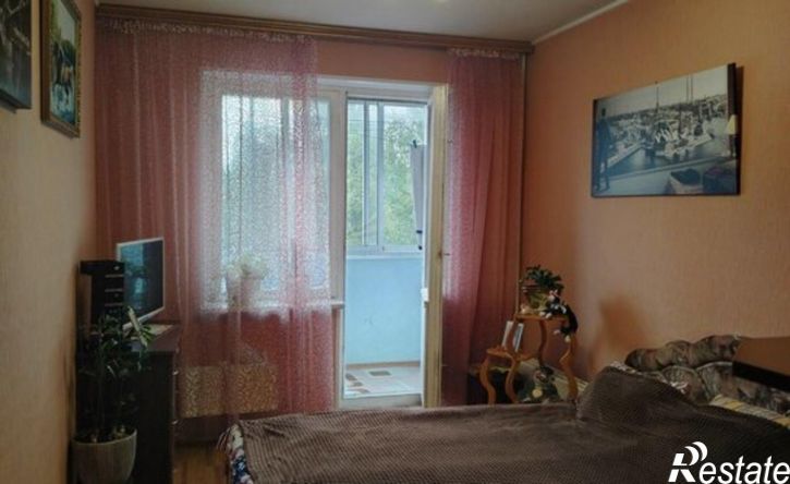3-комн квартира ул Комбайновая, 13 2,  д. 13 2,  к. 2