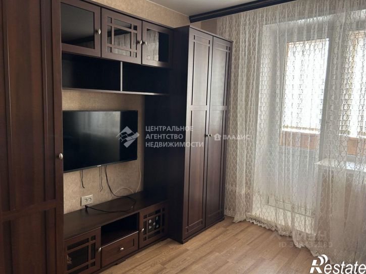2-комн квартира ул 9-я Линия, 32 3,  д. 32 3,  к. 3