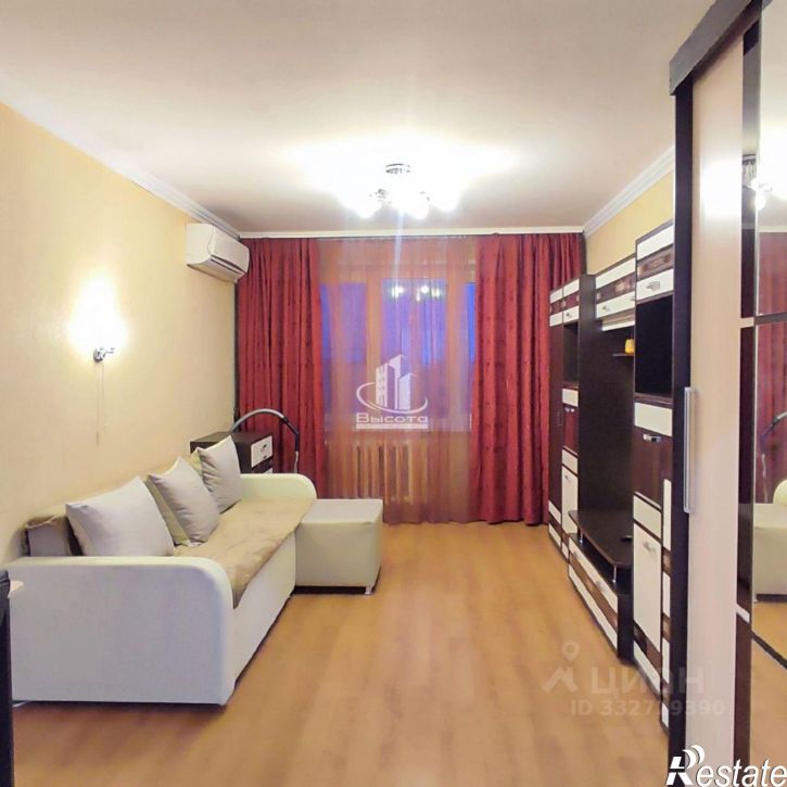3-комн квартира ул Новаторов, 3,  д. 3