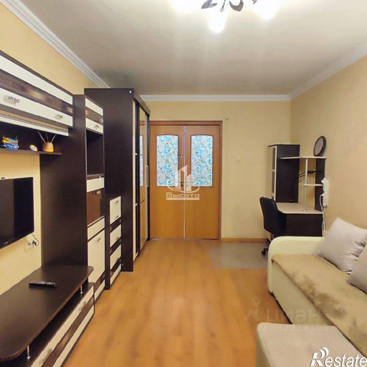 3-комн квартира ул Новаторов, 3,  д. 3