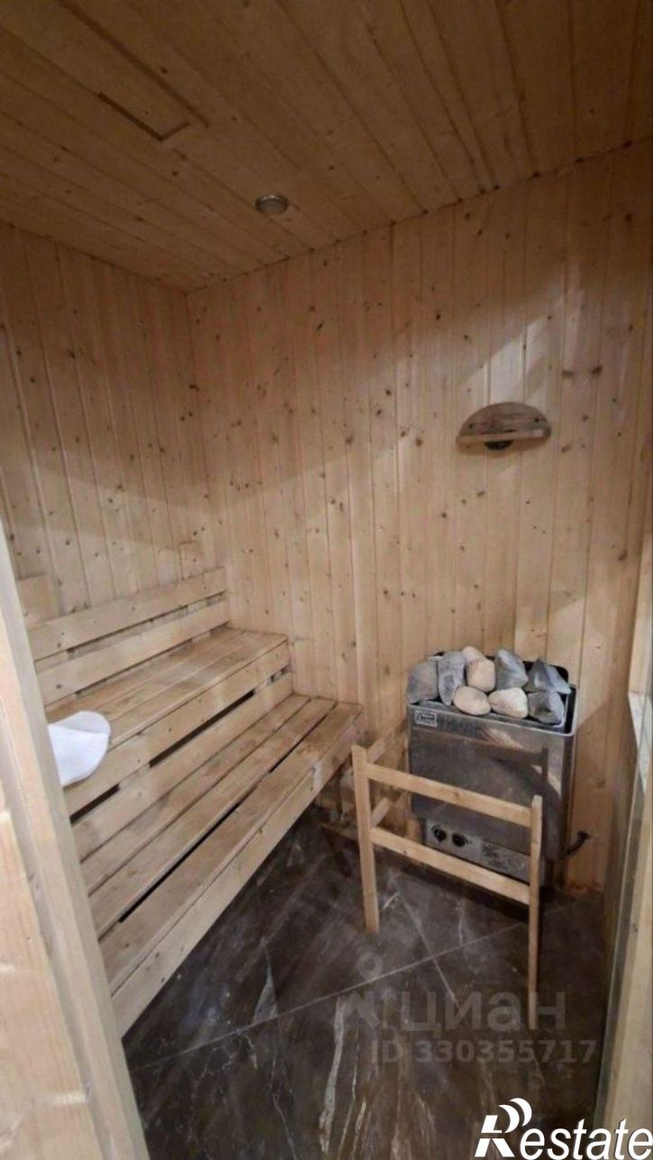 4-комн квартира ул Скоморошинская, 5,  д. 5