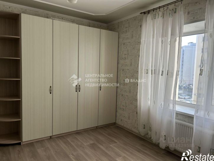 2-комн квартира улица Чайкиной, 4,  д. 4