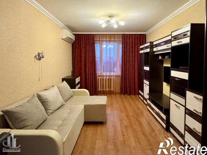 3-комн квартира улица Новаторов, 3,  д. 3