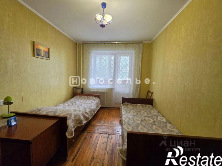 2-комн квартира улица Бирюзова, 30,  д. 30