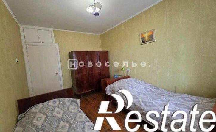 2-комн квартира улица Бирюзова, 30,  д. 30