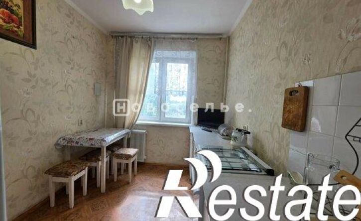 2-комн квартира улица Бирюзова, 30,  д. 30