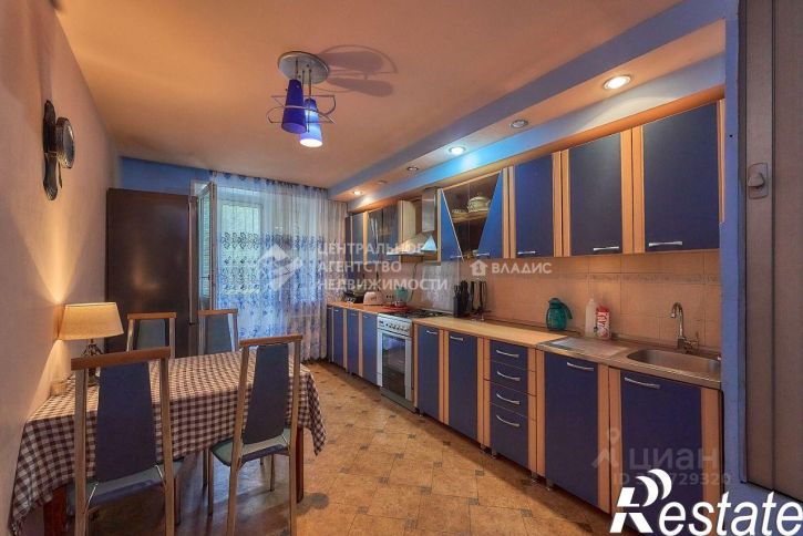 3-комн квартира улица Белякова, 34,  д. 34