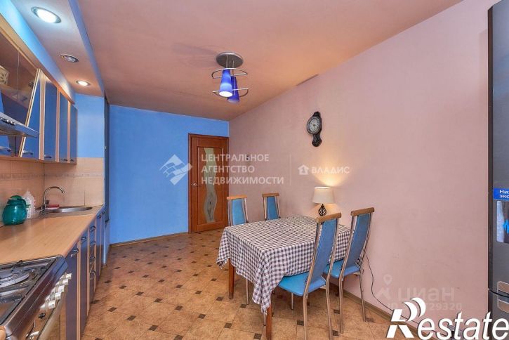 3-комн квартира улица Белякова, 34,  д. 34