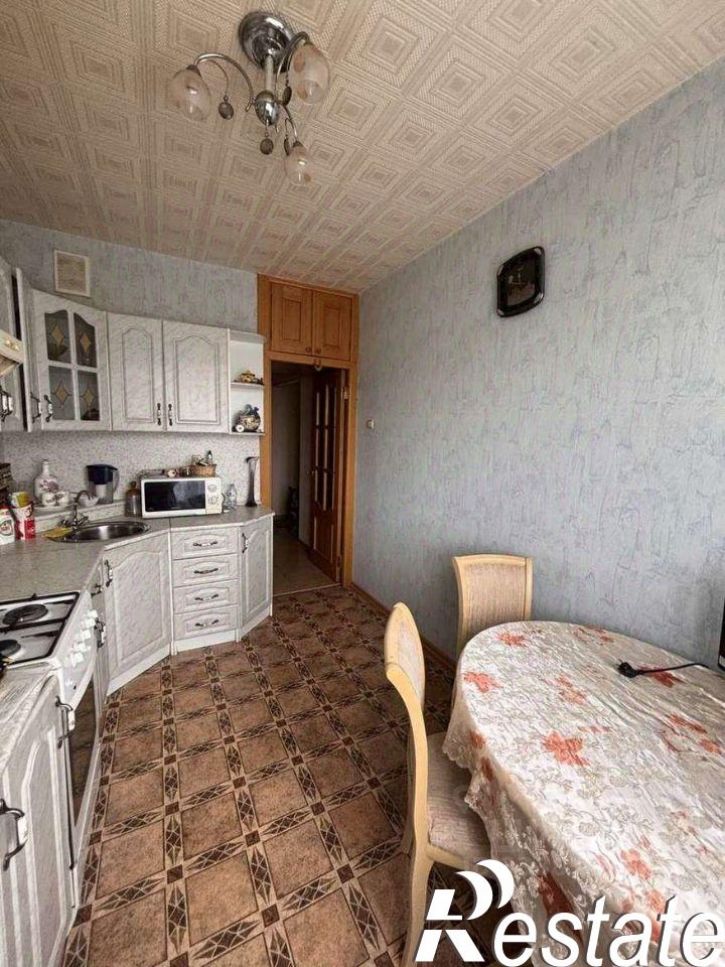 4-комн квартира улица Бирюзова, 29,  д. 29