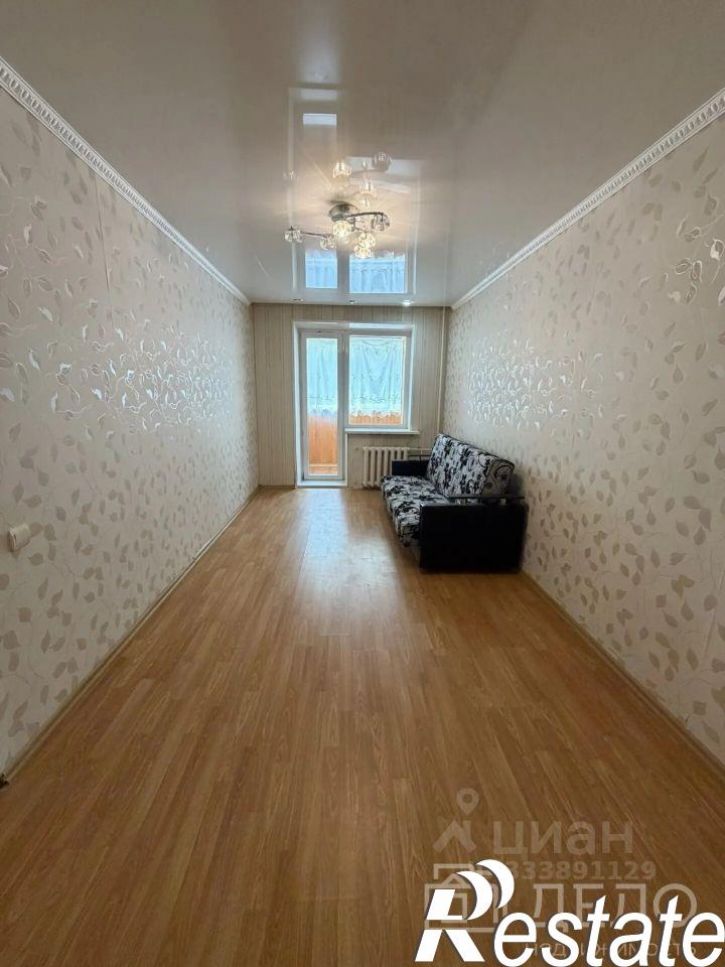 2-комн квартира Комбайновая улица, 28,  д. 28
