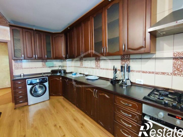 2-комн квартира Комбайновая улица, 22 к1,  д. 22 к1