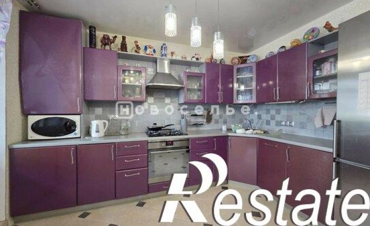 4-комн квартира Вишнёвая улица, 21 к1,  д. 21 к1