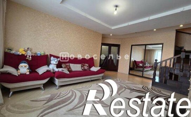4-комн квартира Вишнёвая улица, 21 к1,  д. 21 к1