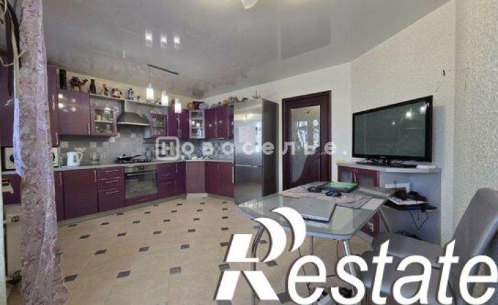 4-комн квартира Вишнёвая улица, 21 к1,  д. 21 к1