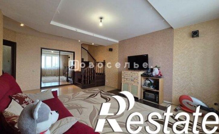 4-комн квартира Вишнёвая улица, 21 к1,  д. 21 к1