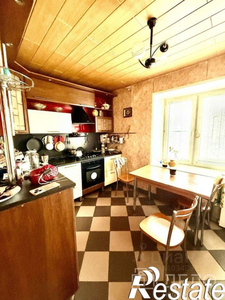 3-комн квартира 1-я Красная улица, 28,  д. 28