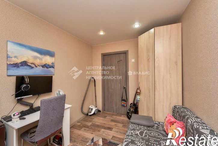 4-комн квартира улица Керамзавода, 37,  д. 37