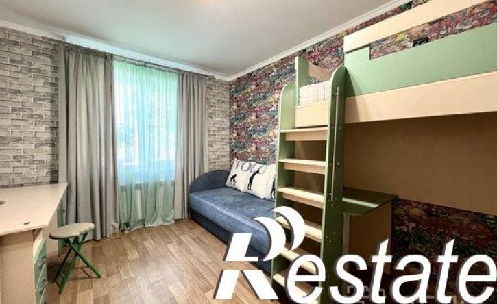 3-комн квартира улица Новаторов, 17,  д. 17