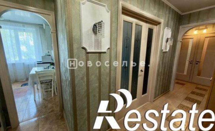 2-комн квартира улица Бирюзова, 23 к1,  д. 23 к1