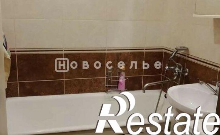 3-комн квартира улица Октябрьский Городок, 44,  д. 44